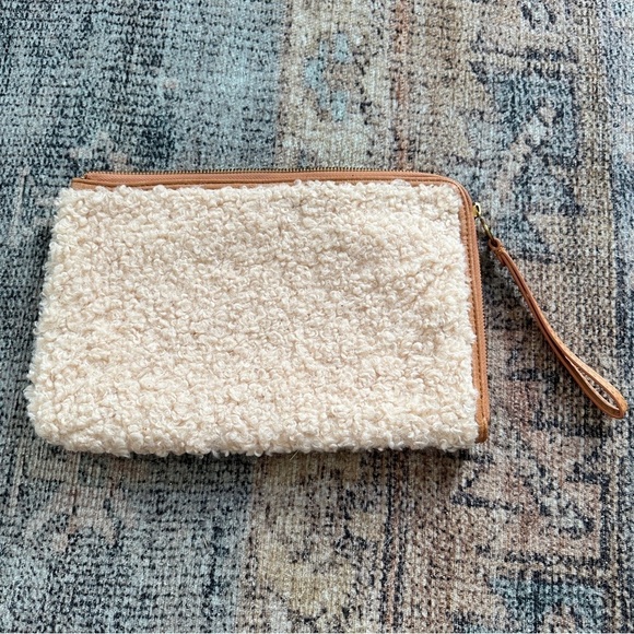 Universal Thread Handbags - Target Universal Thread Sherpa Fuzzy Pouch